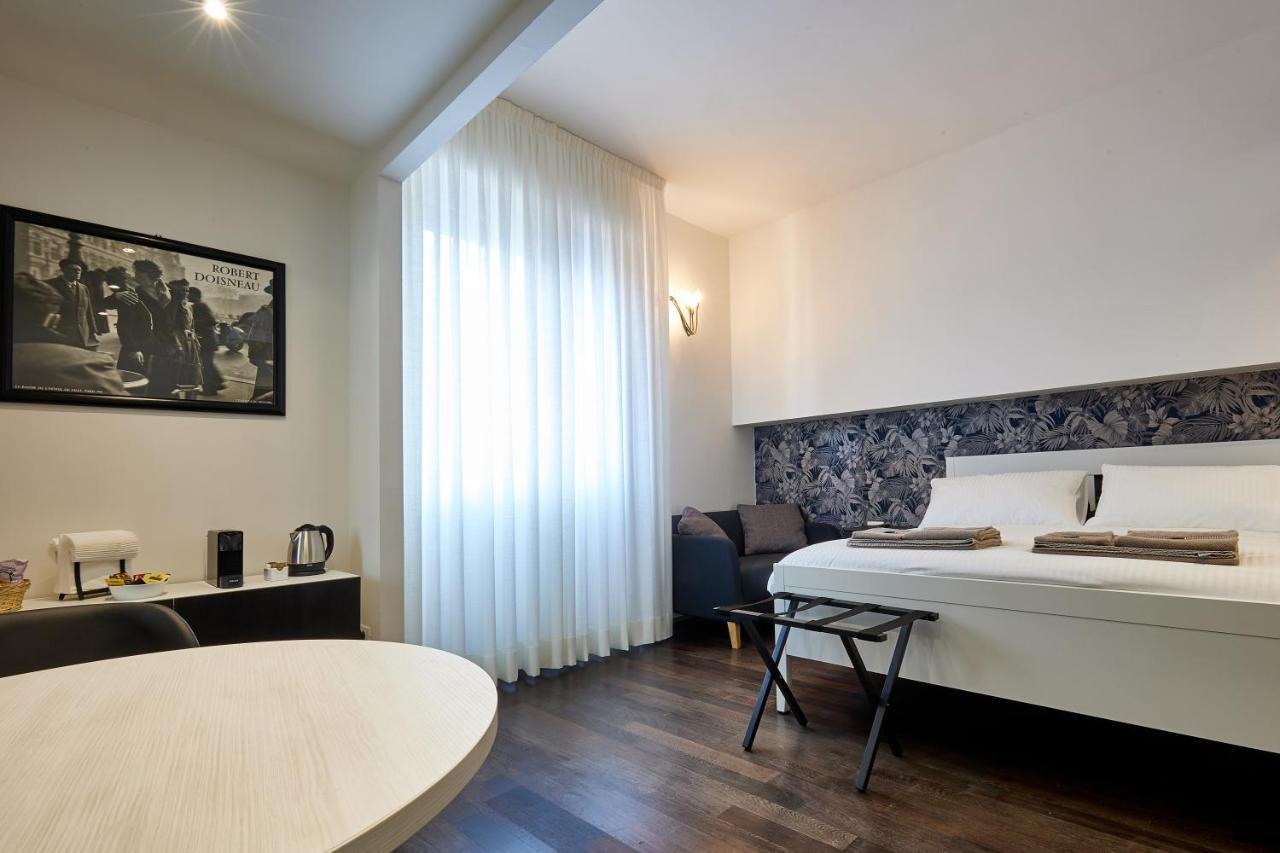 Suite In Town โบโลญญา ภายนอก รูปภาพ