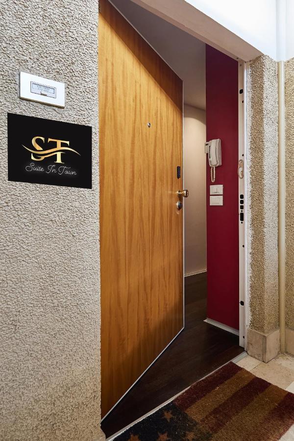 Suite In Town โบโลญญา ภายนอก รูปภาพ